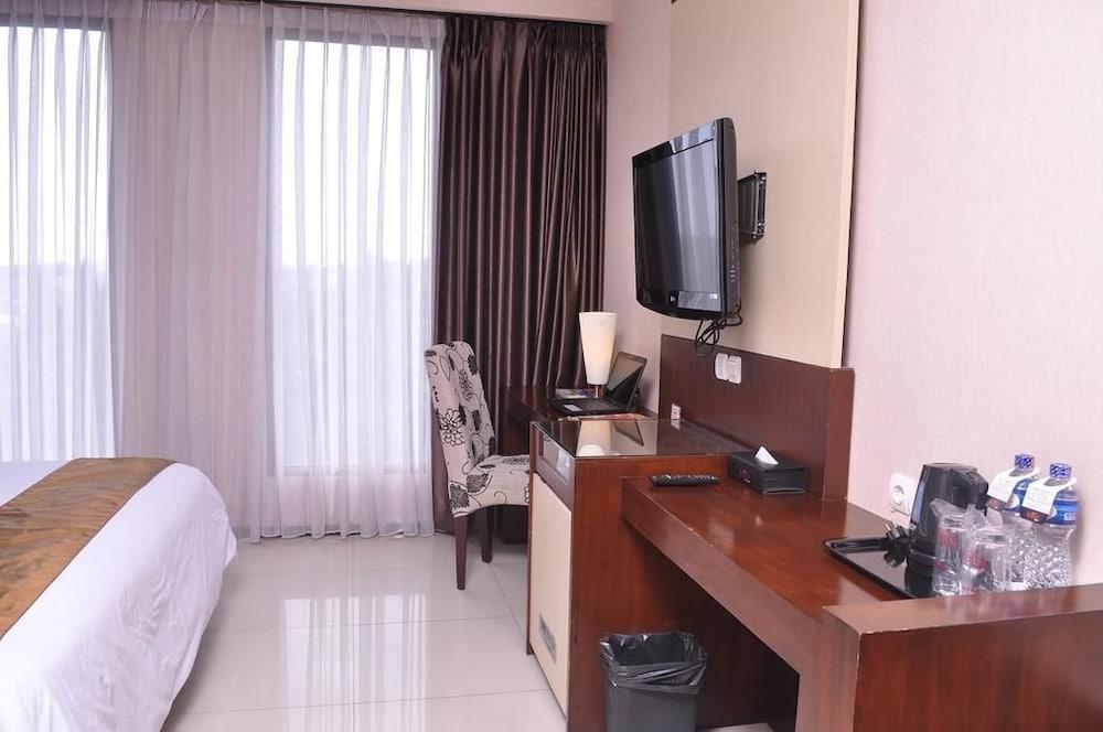 Scarlet Dago Hotel Бандунг Екстер'єр фото