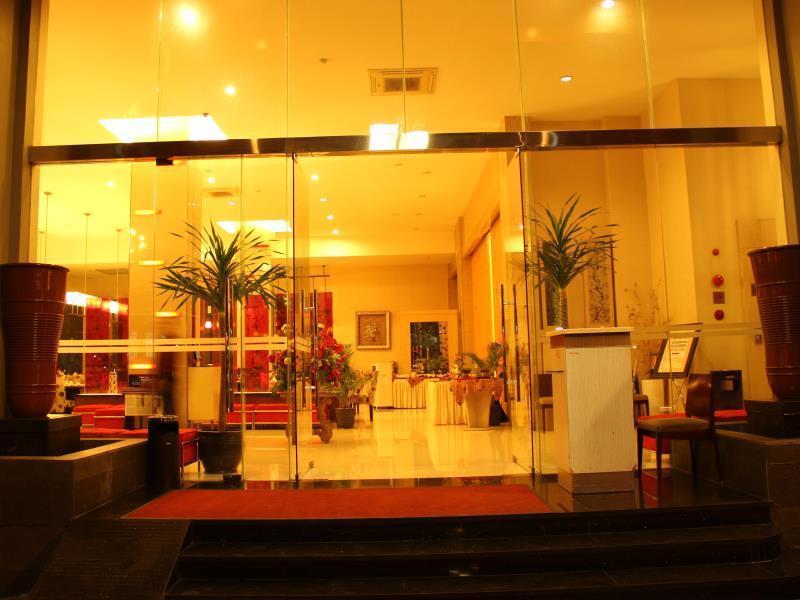 Scarlet Dago Hotel Бандунг Екстер'єр фото