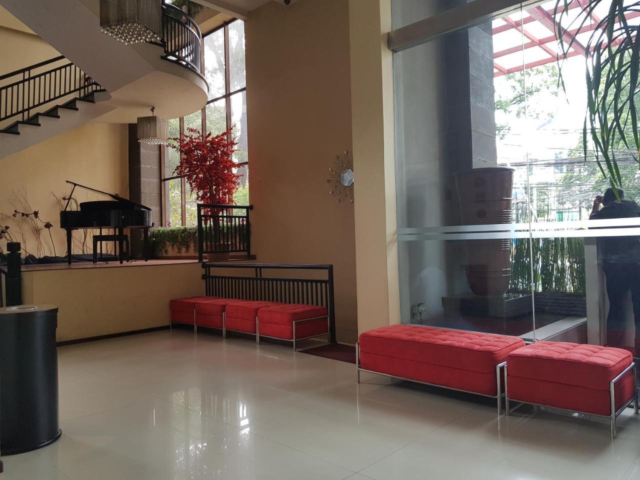 Scarlet Dago Hotel Бандунг Екстер'єр фото