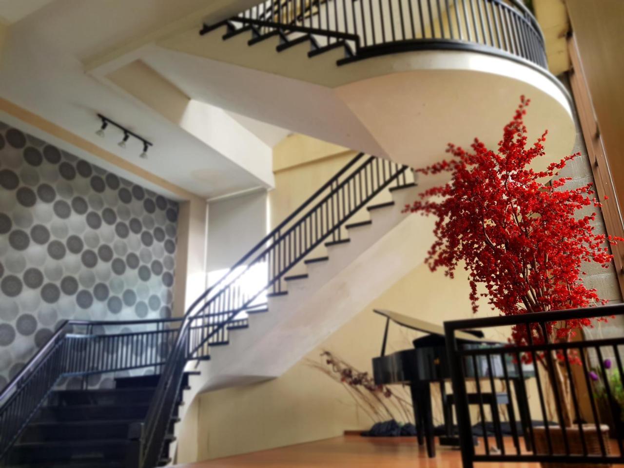 Scarlet Dago Hotel Бандунг Екстер'єр фото