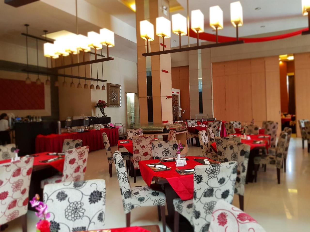 Scarlet Dago Hotel Бандунг Екстер'єр фото