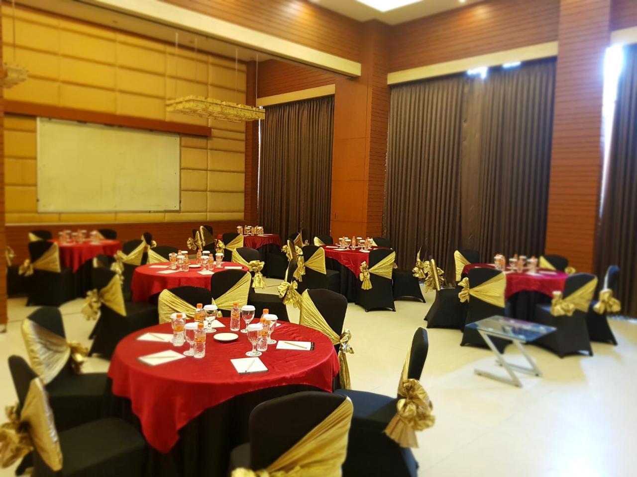 Scarlet Dago Hotel Бандунг Екстер'єр фото
