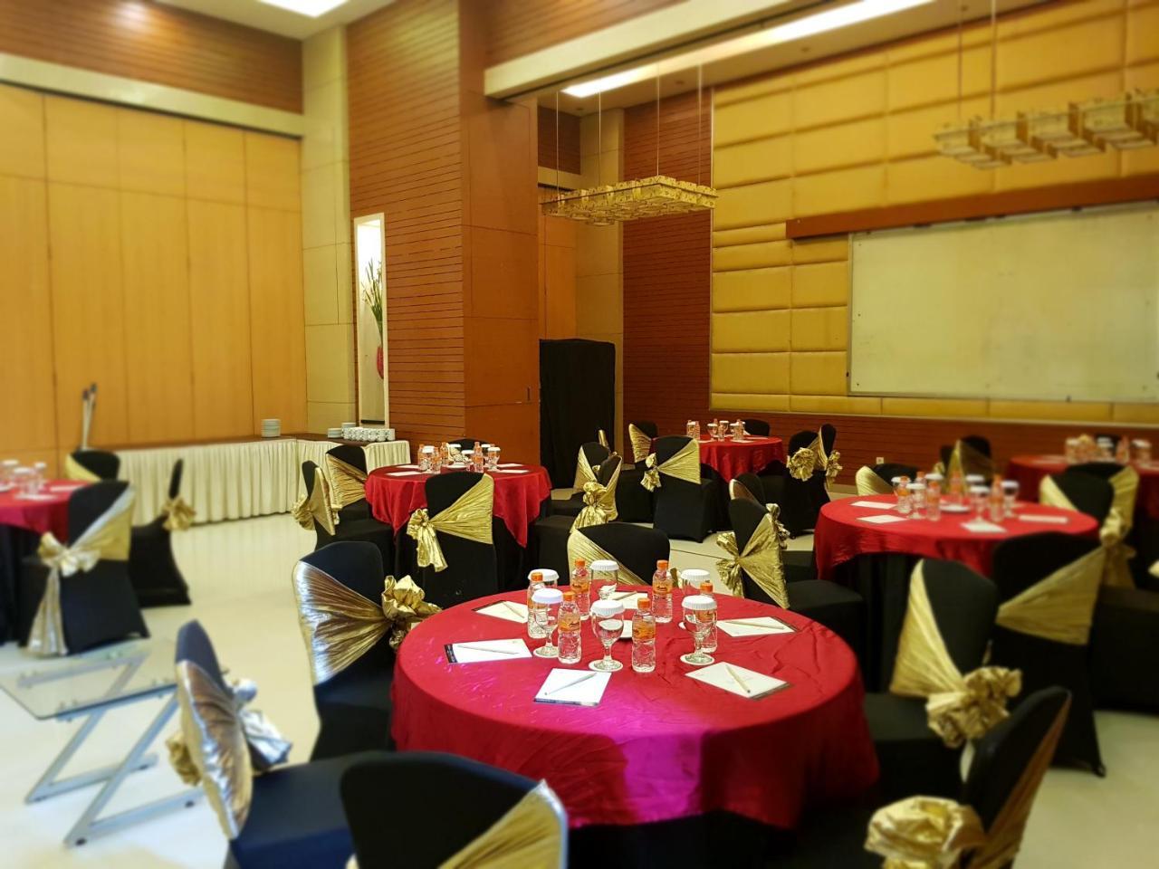 Scarlet Dago Hotel Бандунг Екстер'єр фото