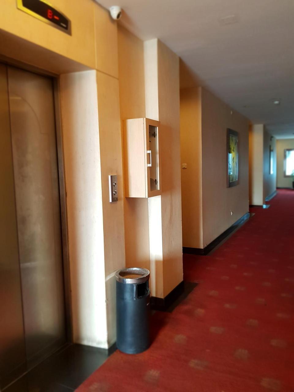 Scarlet Dago Hotel Бандунг Екстер'єр фото